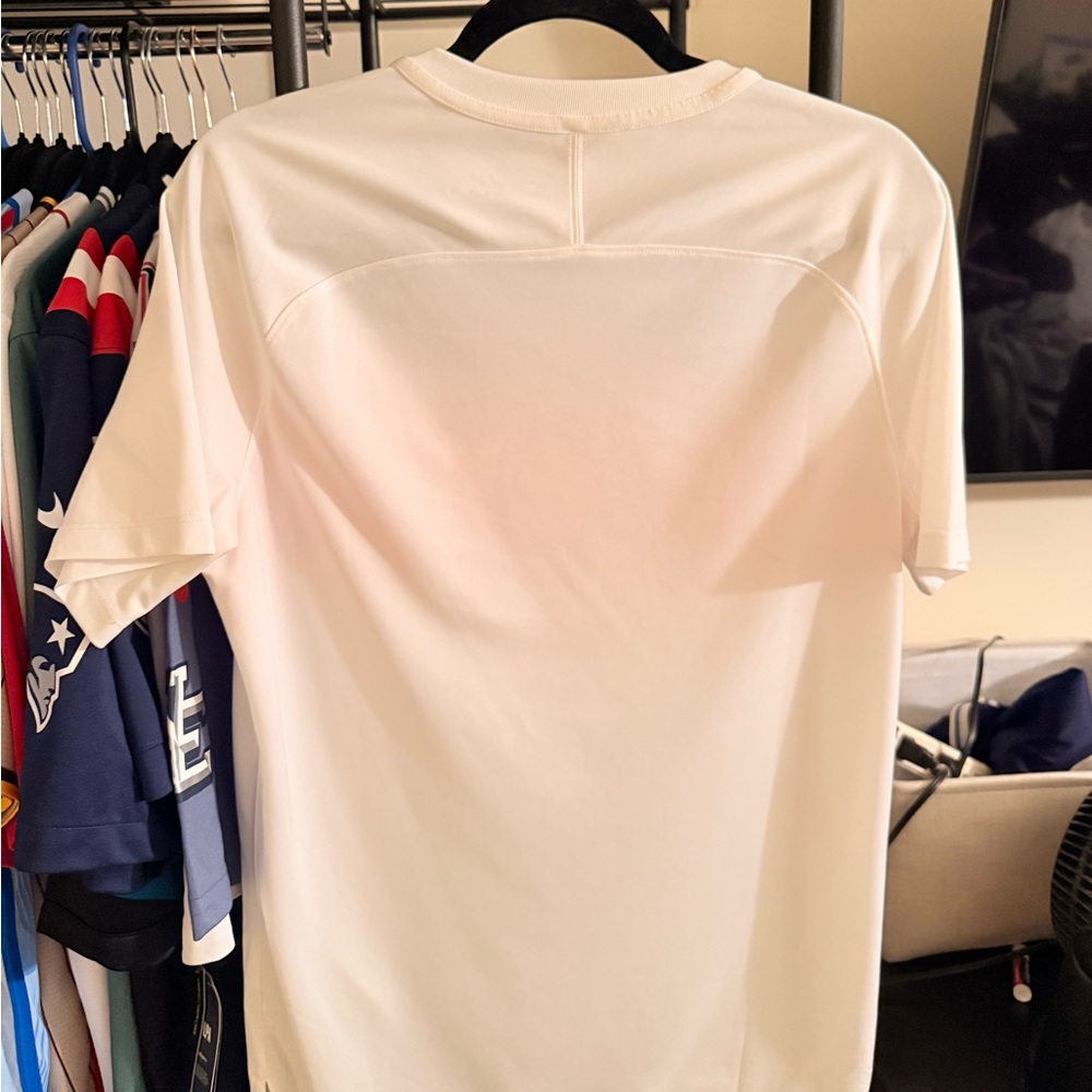 Nike England Soccer Jersey 2018 Rare - Picture 4 of 4